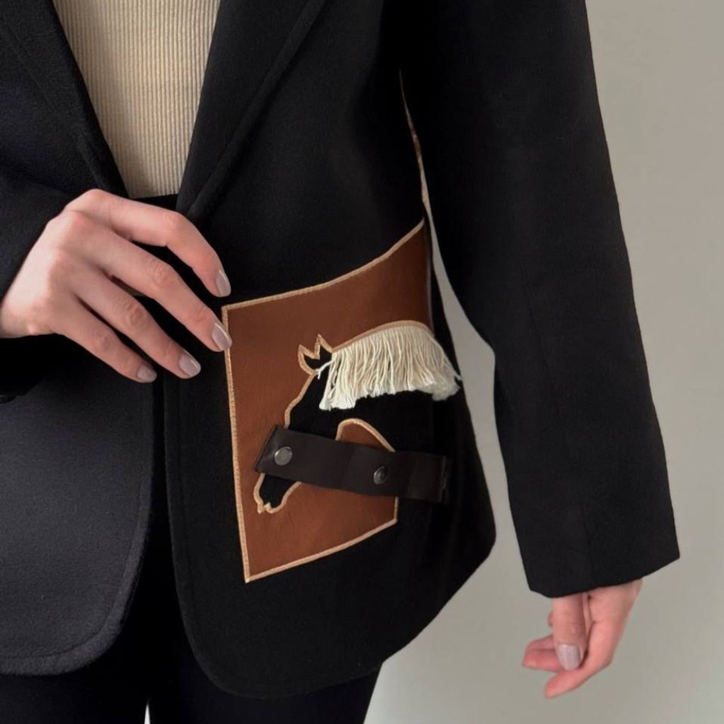 مشخصات پالتو مجلسی زنانه طرح اسب