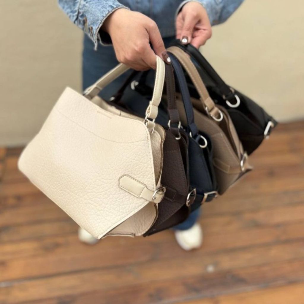 فروش اینترنتی کیف اسپرت زنانه و دخترانه مدل شانگ پروانه