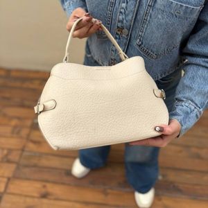 خرید انلاین کیف اسپرت زنانه و دخترانه مدل شانگ پروانه