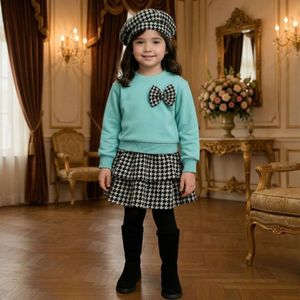 ست سه تیکه لباس یلدایی بچگانه رنگ سبز