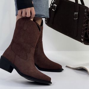 کفش سوییت پاشنه دار بغل دوخت کابویی