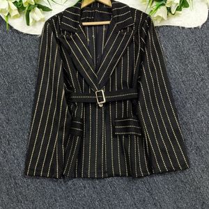 مشخصات مانتو مزونی سوییت