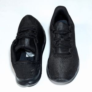 خرید انلاین کفش زنانه رانینگ آندر آرمور Under Armour Charged Speed Swift