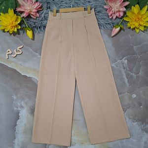 خرید انلاین پشت کمر شلوار کش دارد