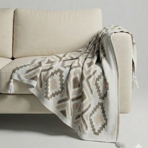 قیمت ارزان شال مبل آرامد