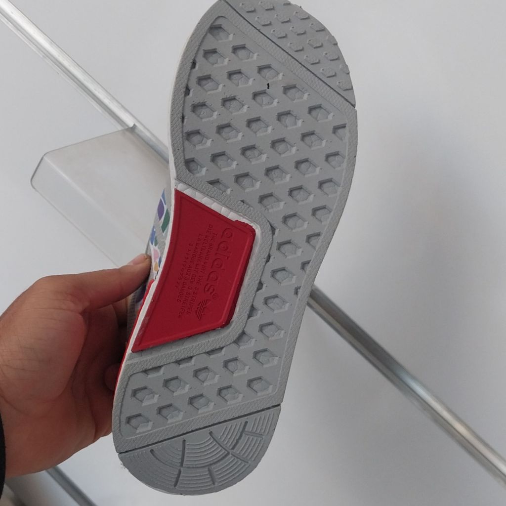 فروش اینترنتی کفش جورابی آدیداس زنانه سایز39