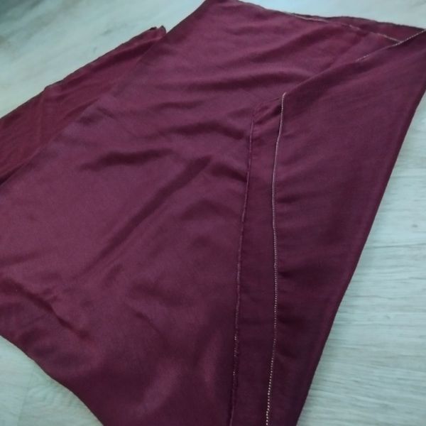 روسری طرح لبه زنجیری