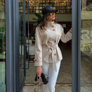 خرید آنلاین بارونی یقه دار مزونی