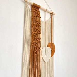 قیمت آویز مکرومه جوانه طرح چمن