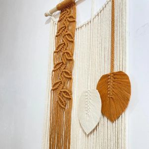 فروش اینترنتی آویز مکرومه جوانه طرح چمن