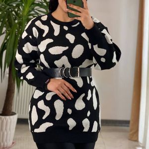 فروش اینترنتی بلوز بافت زنانه طرح‌ گاوی