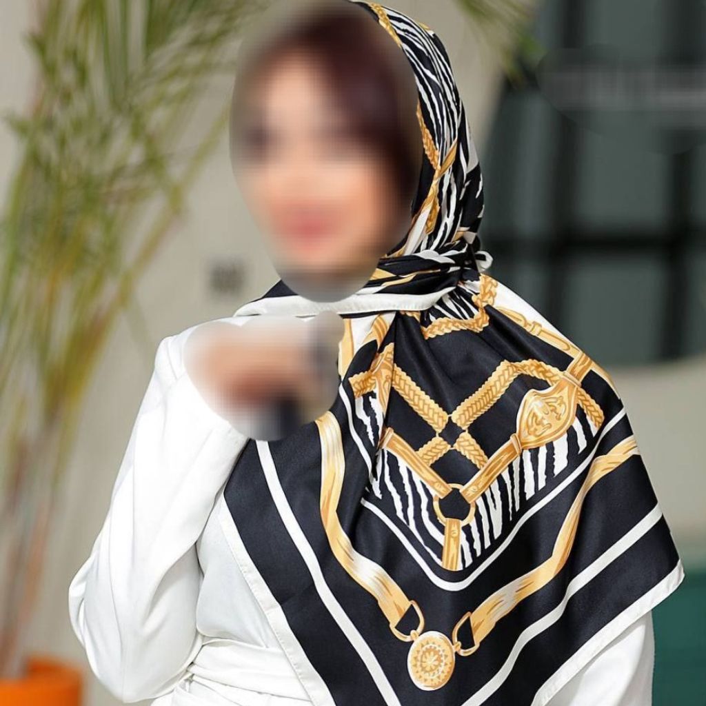 مشخصات روسری نخی وارداتی قواره 100 طرح زنجیری