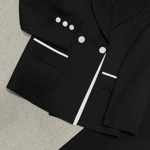 خرید انلاین کت شلوار ملکا