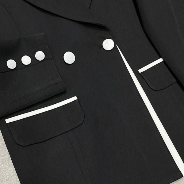 کت شلوار ملکا