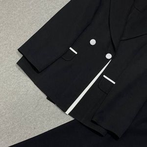 خرید اینترنتی کت شلوار ملکا