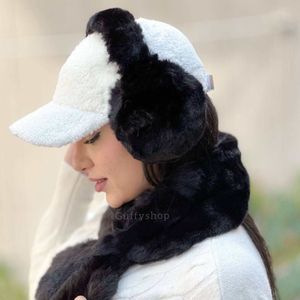 مشخصات گوشبند تدی تاشو