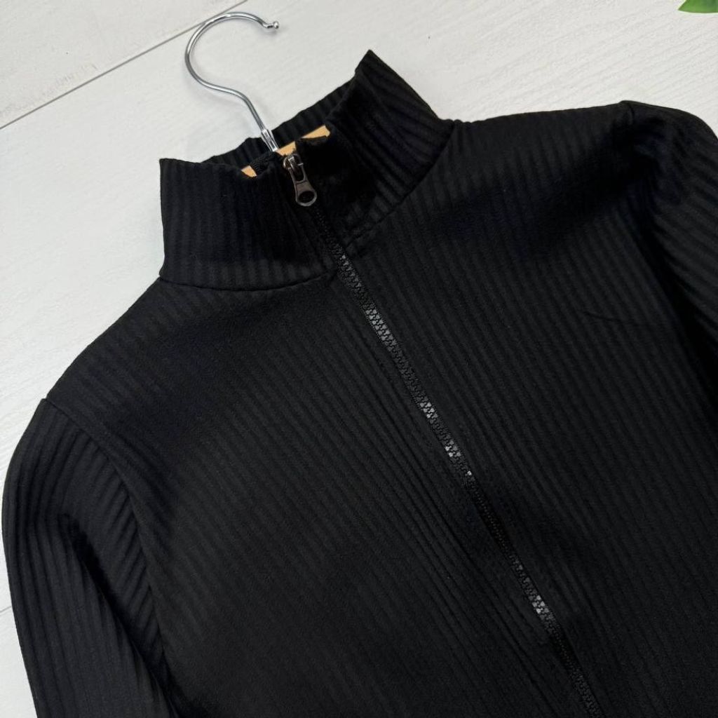 مشخصات بلوز فانریپ جلو زیپ ( فینگردار)