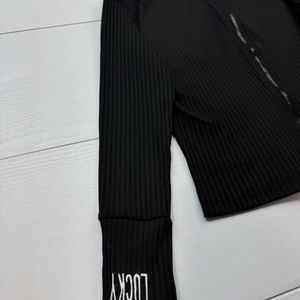 مشخصات بلوز فانریپ جلو زیپ ( فینگردار)