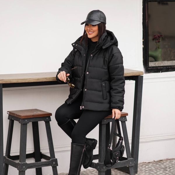 کاپشن کلاهدار آمبردی