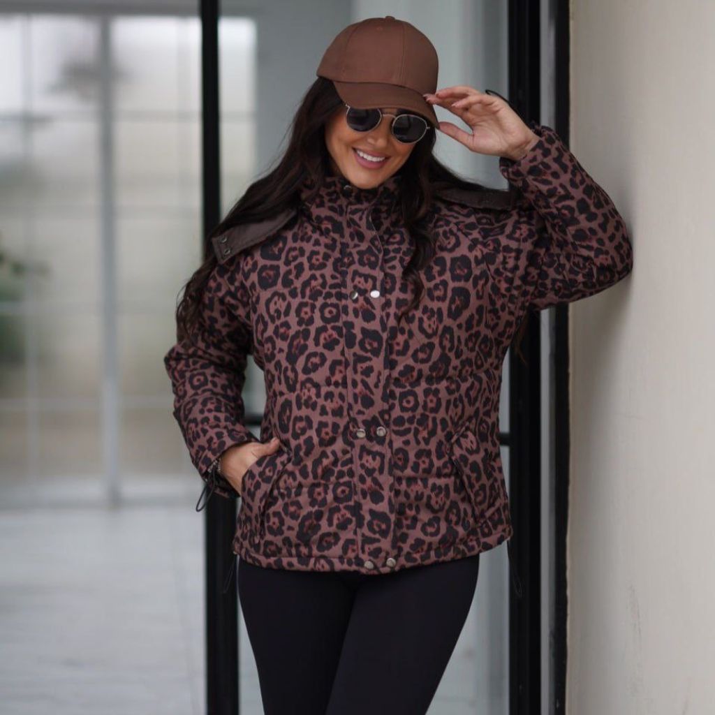 خرید انلاین کاپشن بامبر پلنگی جدید