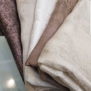 قیمت ارزان روسری  مشکی پتینه ترک وارداتی  طرح ابروبادی مجلسی 