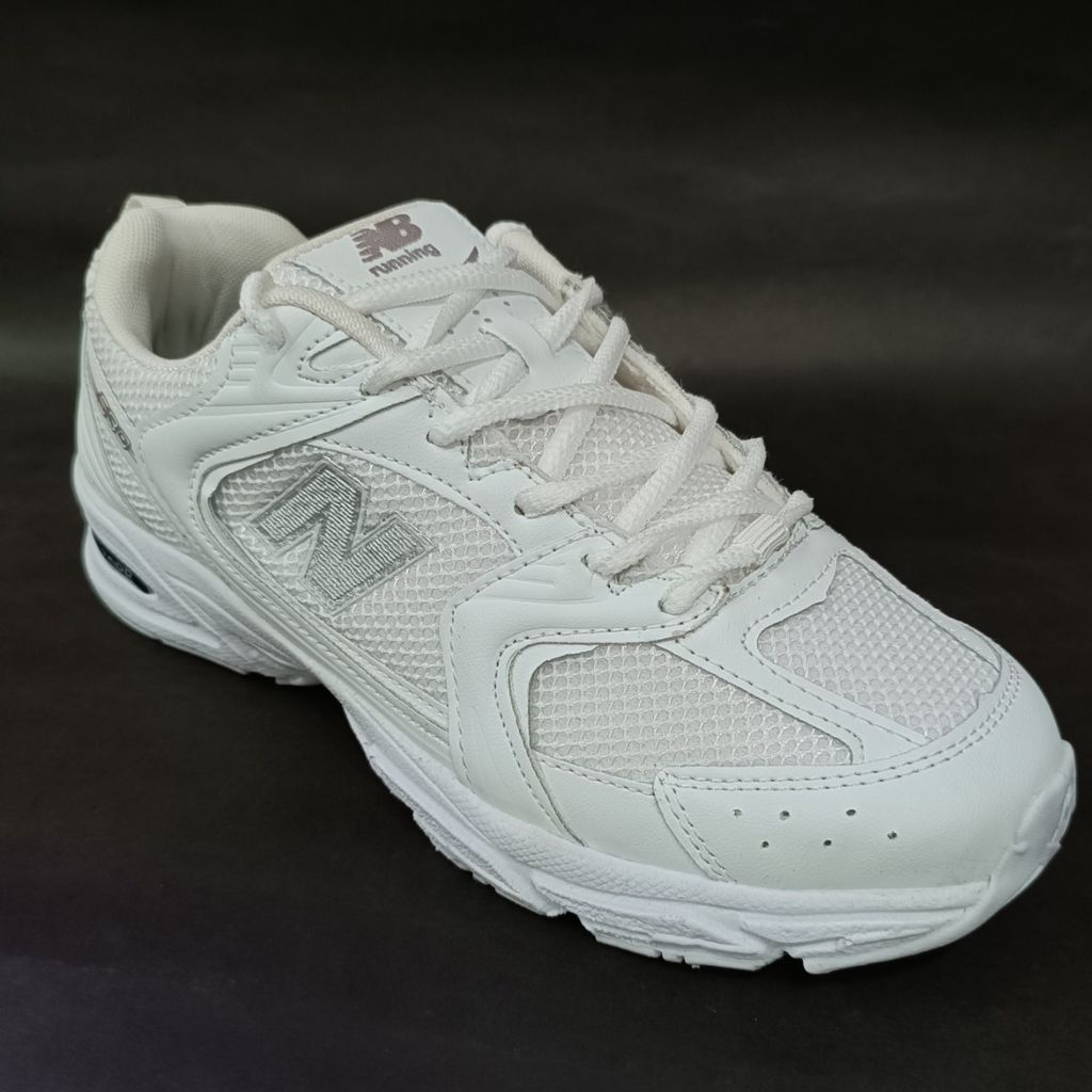 فروش اینترنتی کتونی مردانه نیوبالانس 530 سفید کیفیت بالا