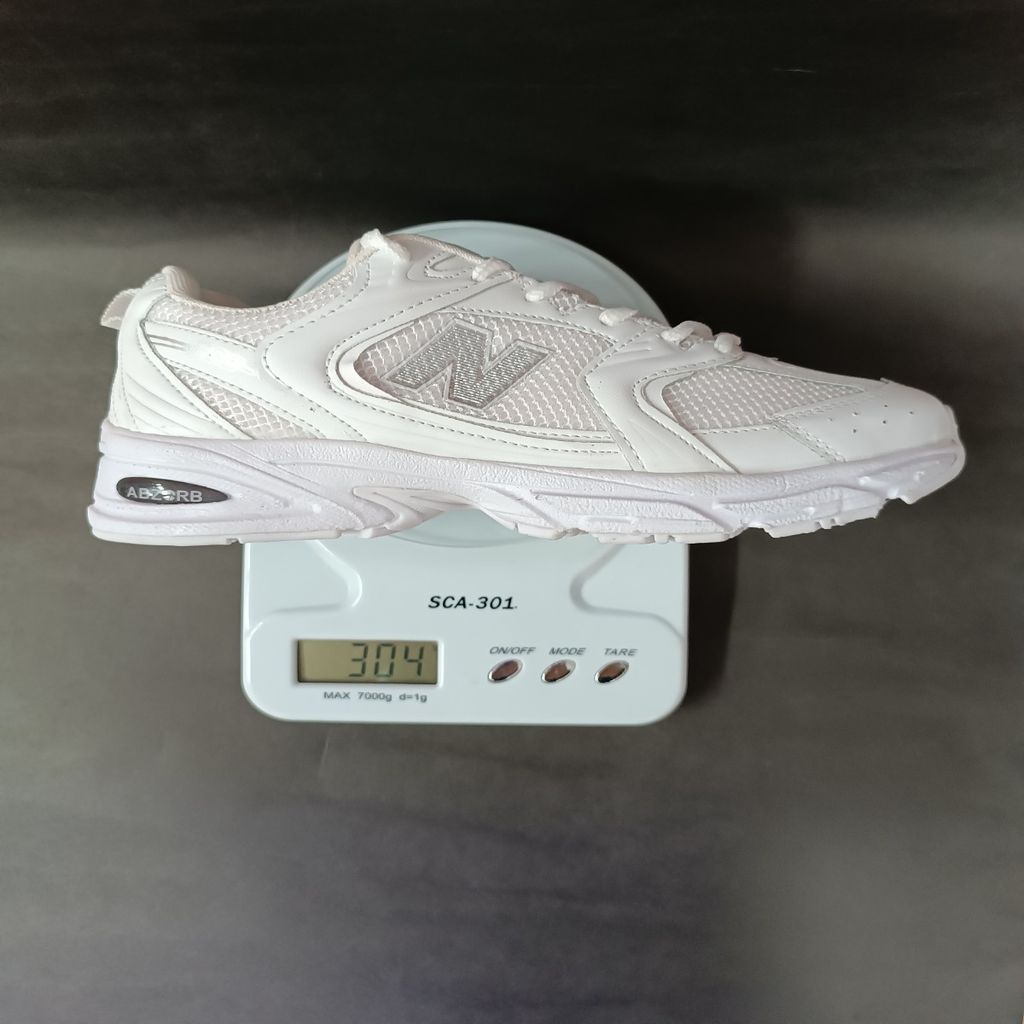 خرید انلاین کتونی مردانه نیوبالانس 530 سفید کیفیت بالا