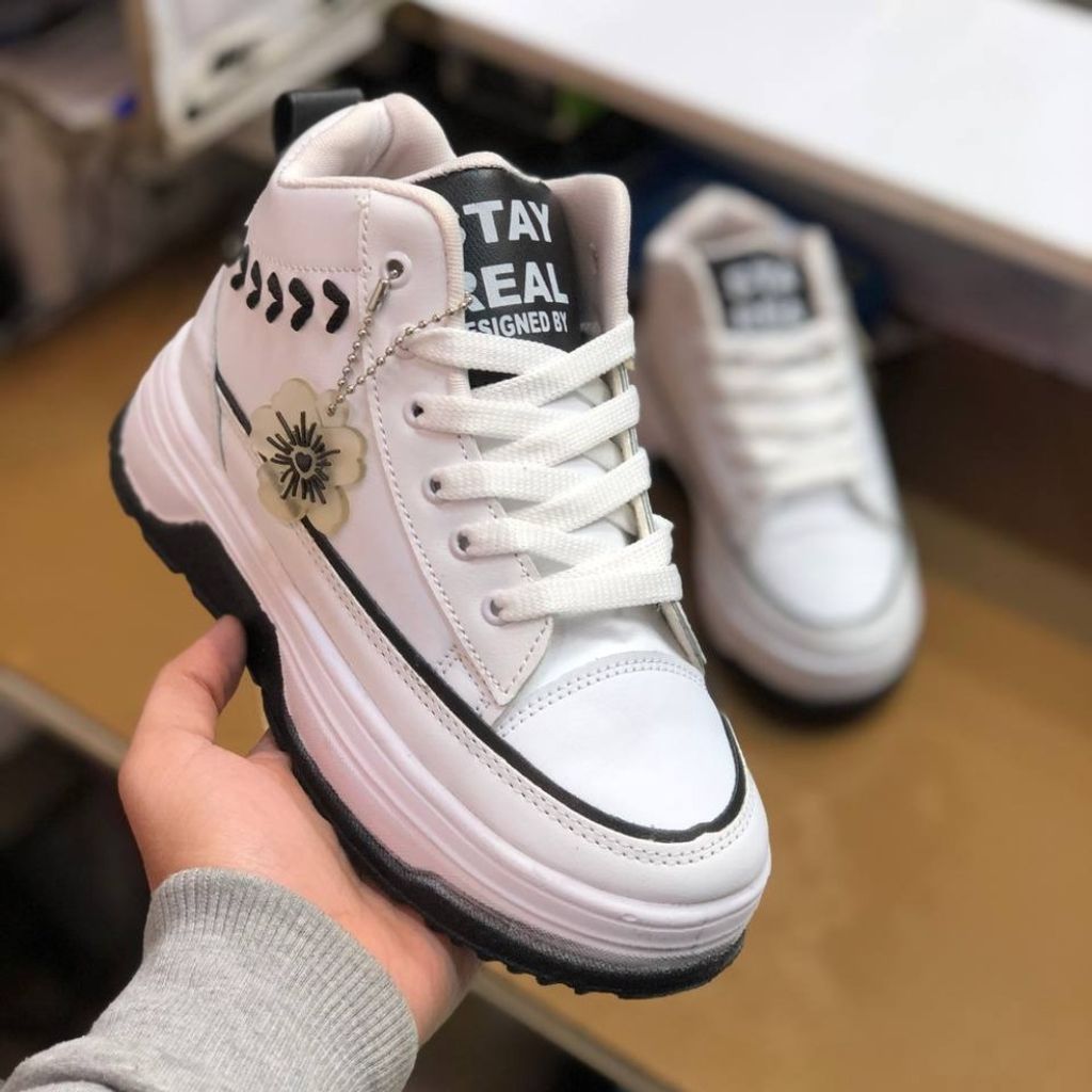 قیمت ارزان کفش ساق دار زنانه طرح گندم رنگ سفید