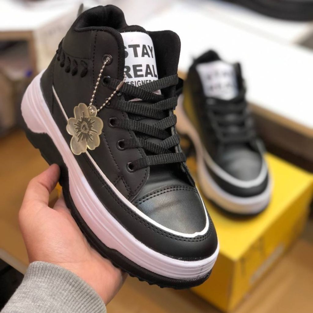 خرید اینترنتی کفش ساق دار زنانه طرح گندم رنگ مشکی