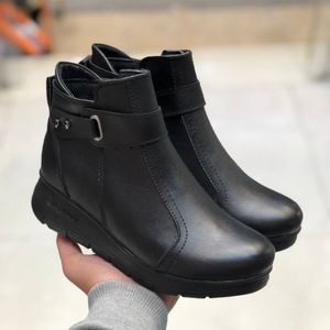 قیمت ارزان کفش نیم بوت زنانه چرم مدل گلناز