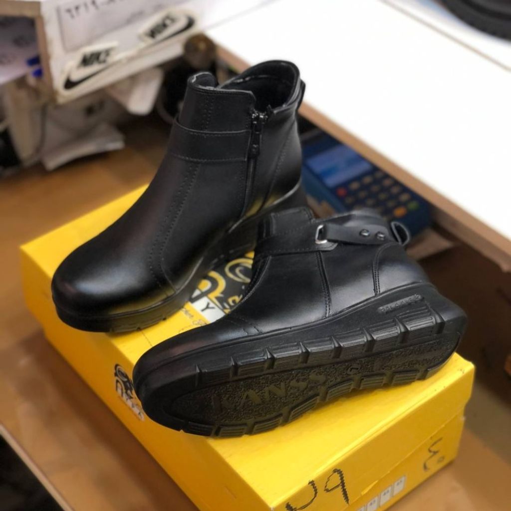 مشخصات کفش نیم بوت زنانه چرم مدل گلناز