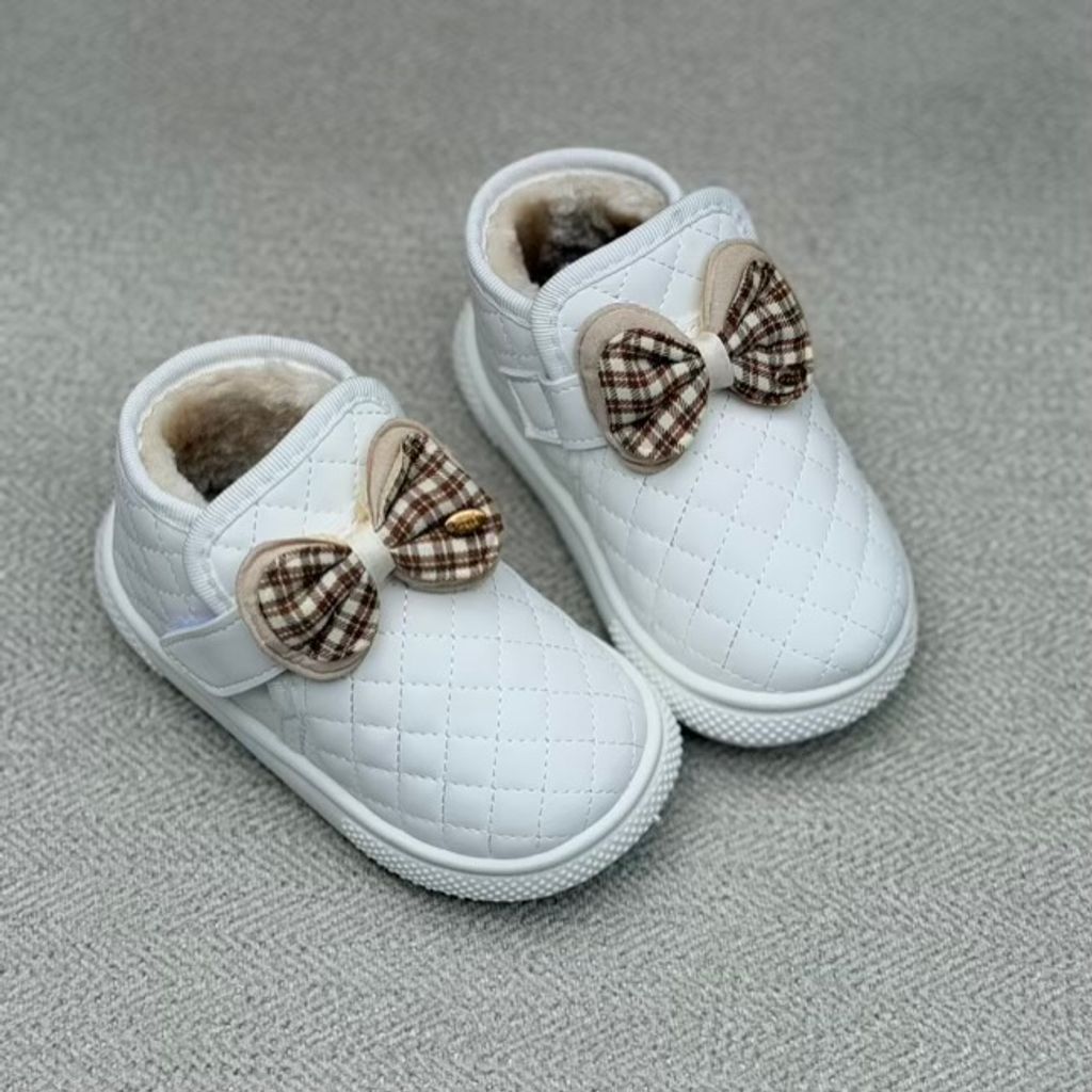 خرید اینترنتی قیمت بوت بچگانه شنل دوزی طرح پاپیون از توباکو کد 4092504