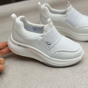 خرید اینترنتی قیمت کتونی بچگانه جورابی طرح اسکیچرز مکس فشن کد 4092302