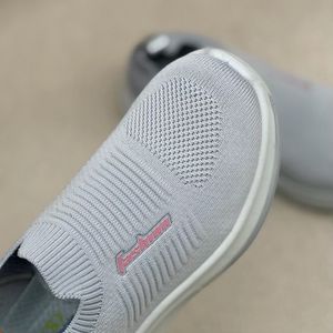 خرید اینترنتی قیمت کتونی بچگانه جورابی طرح اسکیچرز کد 4092301