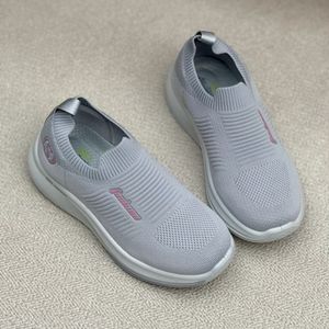 خرید اینترنتی قیمت کتونی بچگانه جورابی طرح اسکیچرز کد 4092301