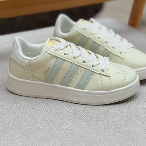 خرید اینترنتی قیمت ونس بچگانه طرح سه خط آدیداس از کاشوز کد 4092202