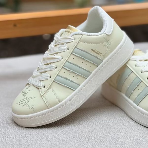 ونس بچگانه طرح سه خط آدیداس از کاشوز کد 4092202