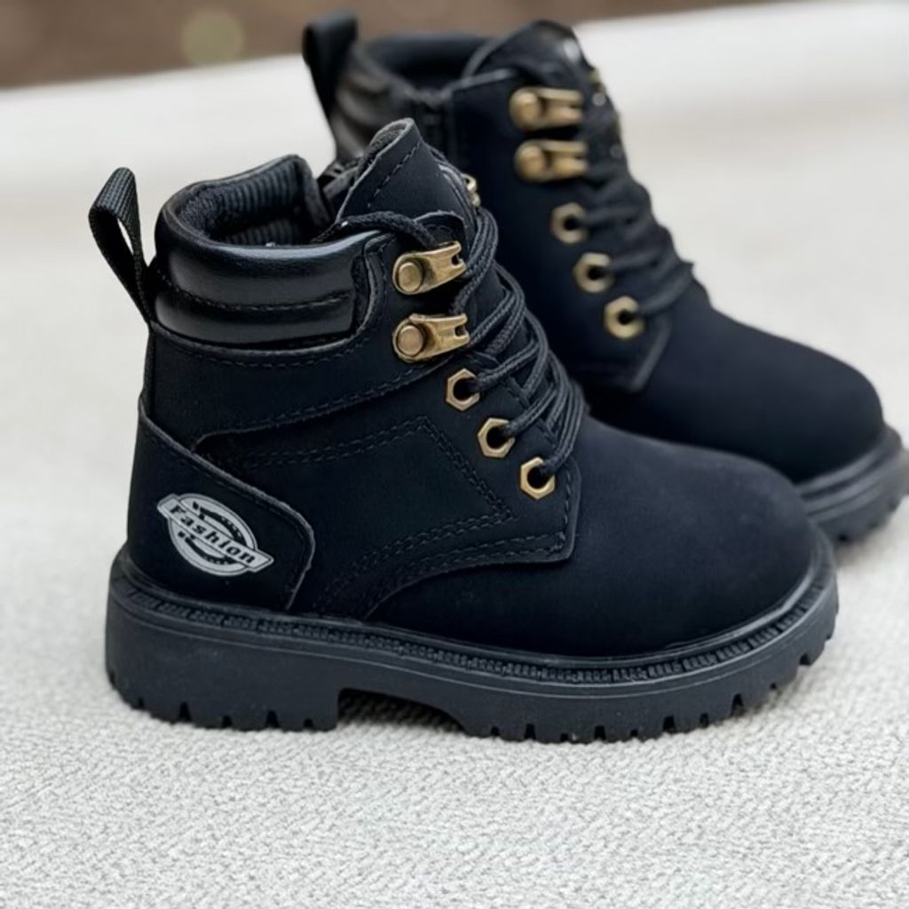 خرید اینترنتی قیمت بوت بچگانه نقلی طرح فشن از MTL کد 4092201