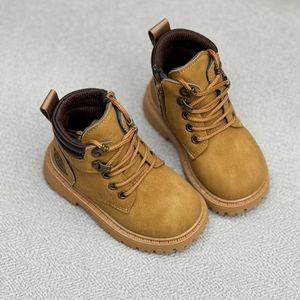 خرید اینترنتی قیمت بوت بچگانه نقلی طرح فشن از MTL کد 4092201