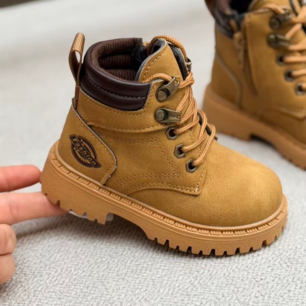 خرید اینترنتی قیمت بوت بچگانه نقلی طرح فشن از MTL کد 4092201