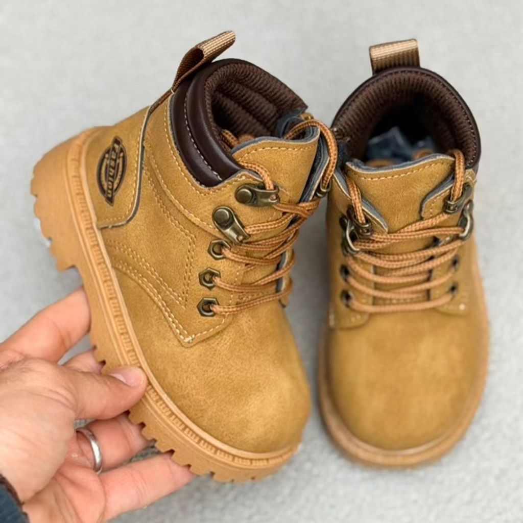 خرید اینترنتی قیمت بوت بچگانه نقلی طرح فشن از MTL کد 4092201