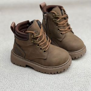 خرید اینترنتی قیمت بوت بچگانه نقلی طرح فشن از MTL کد 4092201