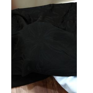 خرید انلاین پارچه ژاکارد مشکی
