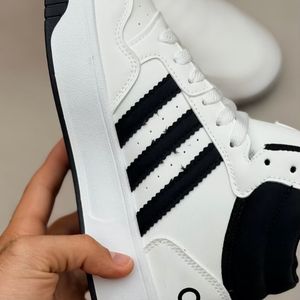 خرید اینترنتی قیمت کتونی بچگانه نیمساق طرح سه خط آدیداس از کاشوز کد 4092503