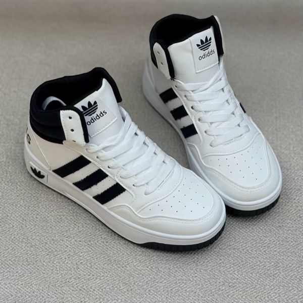 کتونی بچگانه نیمساق طرح سه خط آدیداس از کاشوز کد 4092503