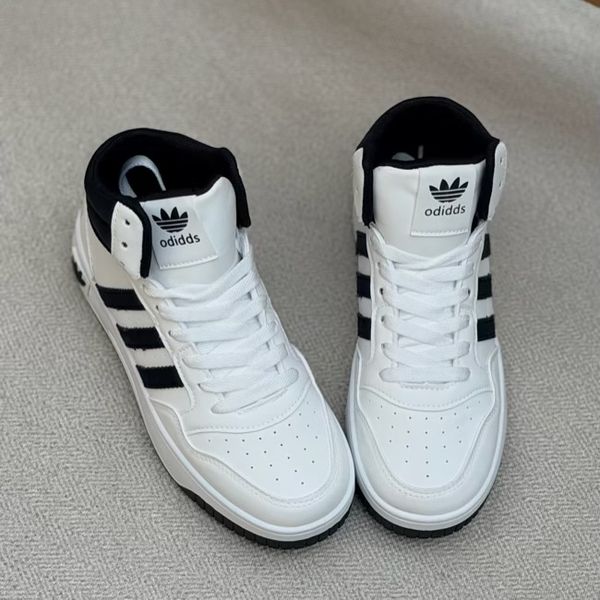 کتونی بچگانه نیمساق طرح سه خط آدیداس از کاشوز کد 4092503