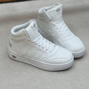 خرید اینترنتی قیمت کتونی بچگانه نیمساق طرح سه خط آدیداس از کاشوز کد 4092503