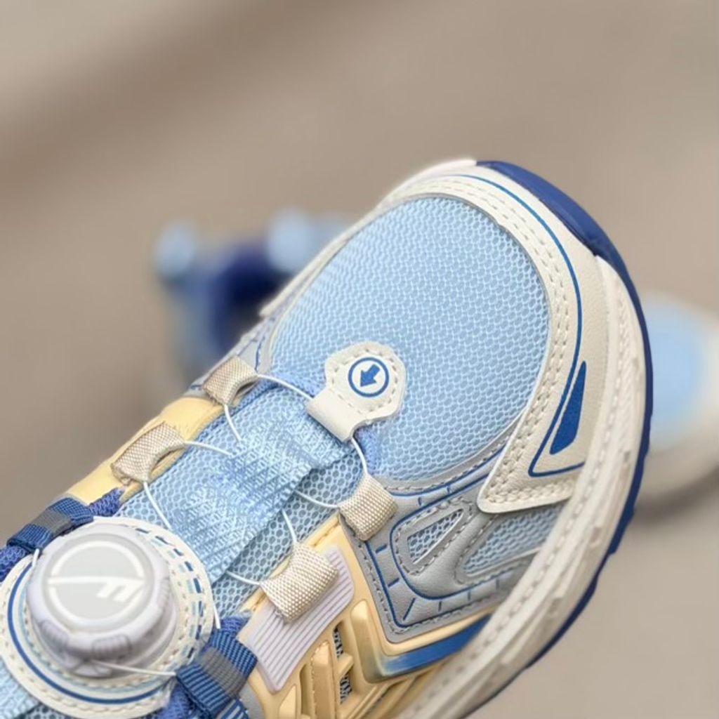 خرید اینترنتی قیمت کتونی بچگانه طرح از ال تی داک کد 4092502