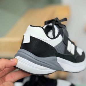 خرید اینترنتی قیمت کتونی بچگونه طرح H بند چسبی از Trip کد 4061304