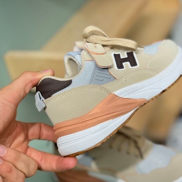 کتونی بچگونه طرح H بند چسبی از Trip کد 4061304